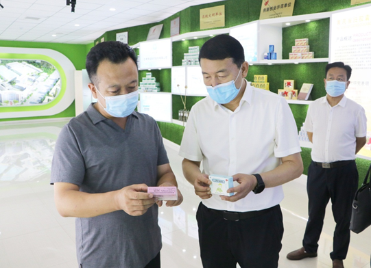 榆中县委副书记、县长刘学强一行到长运娱乐调研