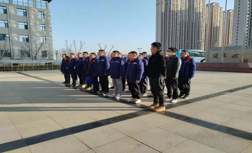 党建引领奋勇担当，支援一线彰显本色——长运娱乐支援普安制药生产突击队率先出发