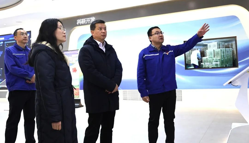 【普安长运娱乐
】窦生铭一行到普安制药调研指导工作