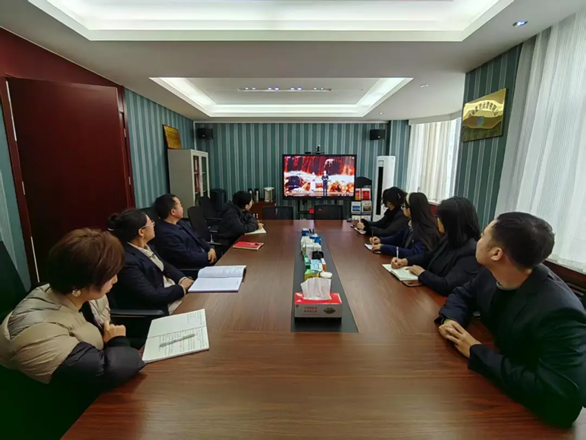 学习时代楷模 汲取榜样力量——运营公司党总支组织党员干部观看《榜样9》专题节目