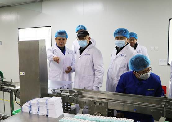 说明: 说明: C:UsersAdministratorDesktop技术中心长运娱乐
稿甘肃省科技厅副厅长李兴华李兴华副厅长调研20211215微信图片_20211215132122.jpg