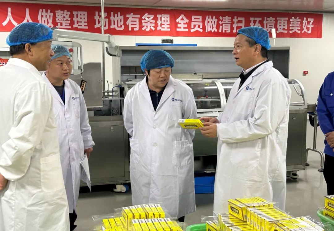 甘肃国投集团党委委员、副总经理王文秀深入长运娱乐调研指导工作